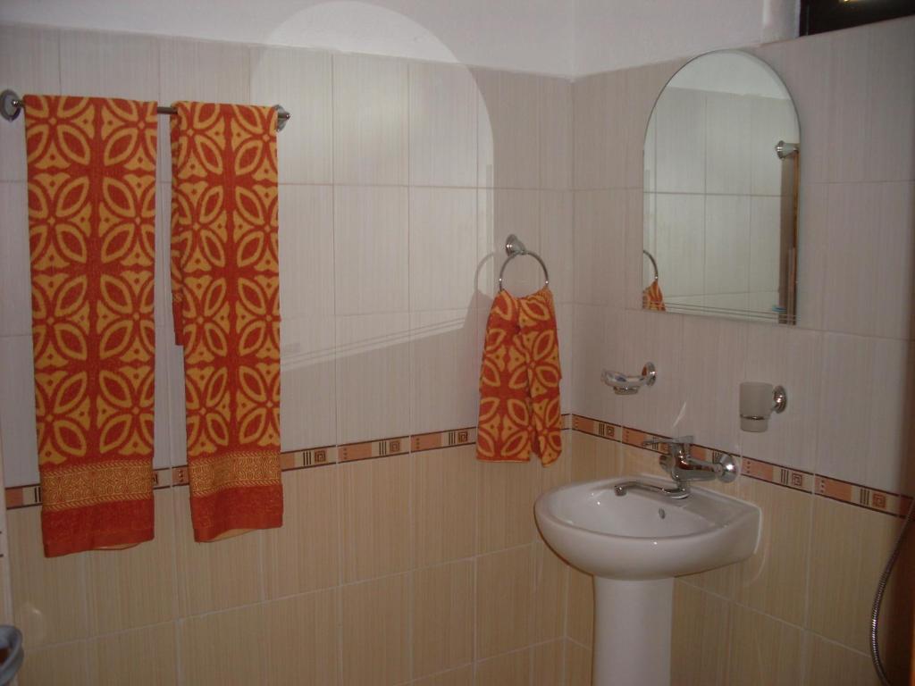 Tsutsovi House Ξενοδοχείο Kalofer Δωμάτιο φωτογραφία